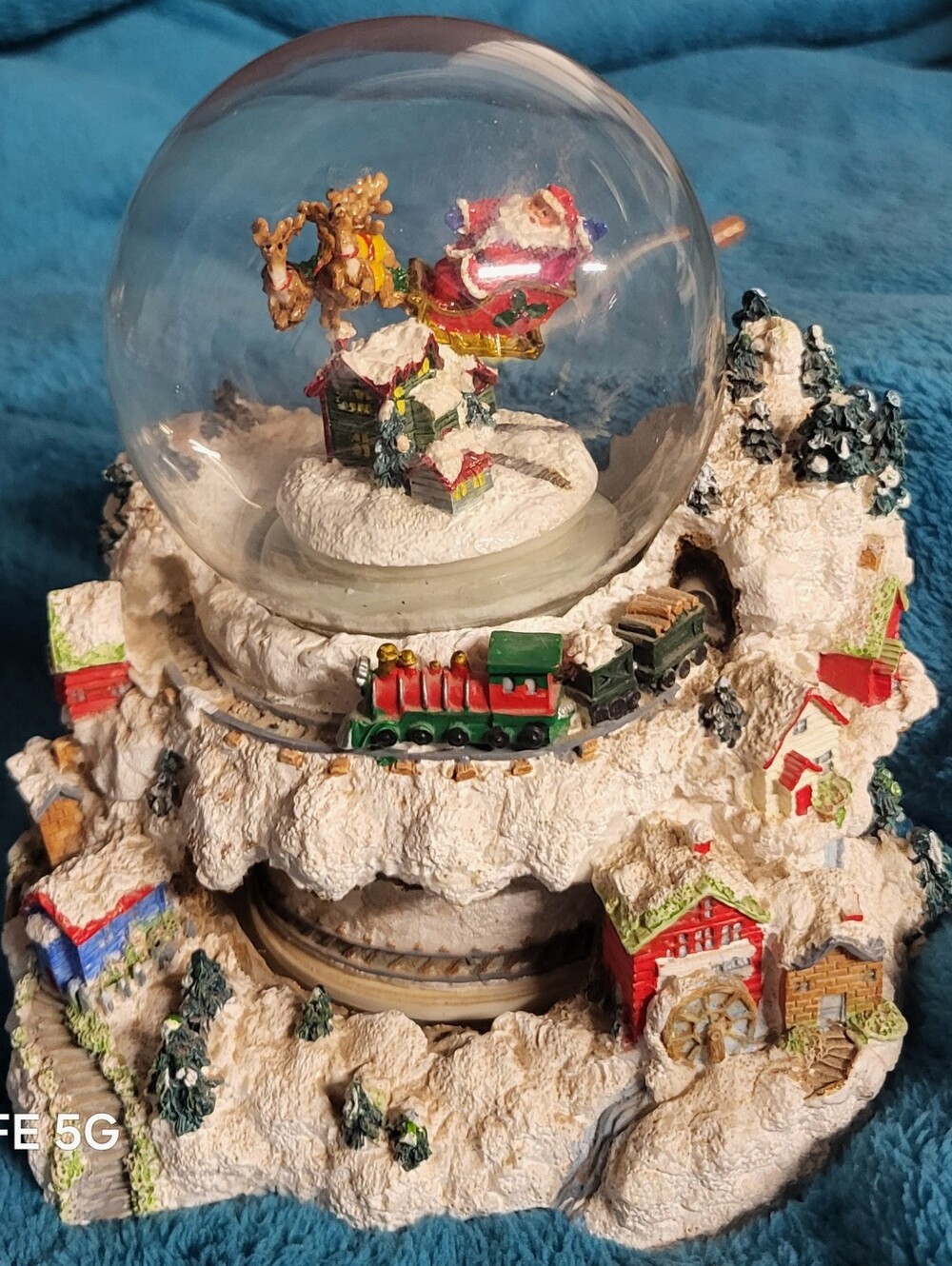 Kirkland Christmas Collectible Snow Globe